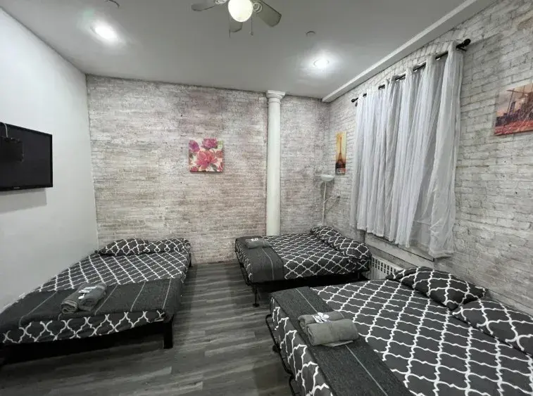 Deluxe Family Room with three full beds